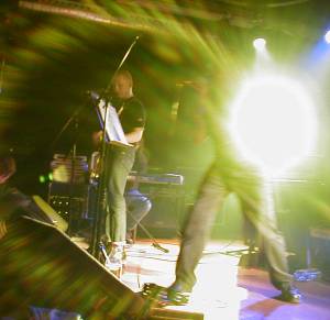 Toxk�pp... ska at the speed of warp