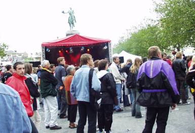 Horse stage, with a giant video screen to the right (not visible on the photo)